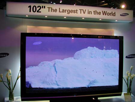 102inch-plasma01