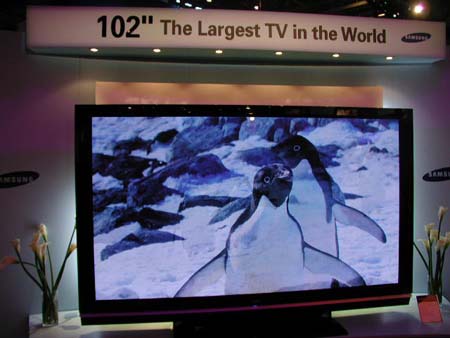 102inch-plasma02